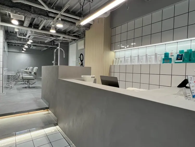 bondの内観・外観1