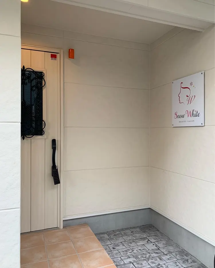 SnowWhite美肌ピーリングサロンの内観・外観2