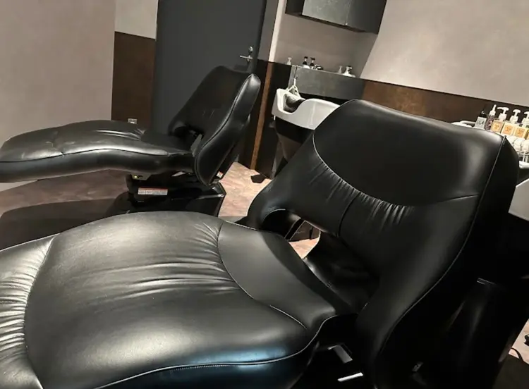 髪質改善＆トリートメント over hair所沢店の内観・外観3