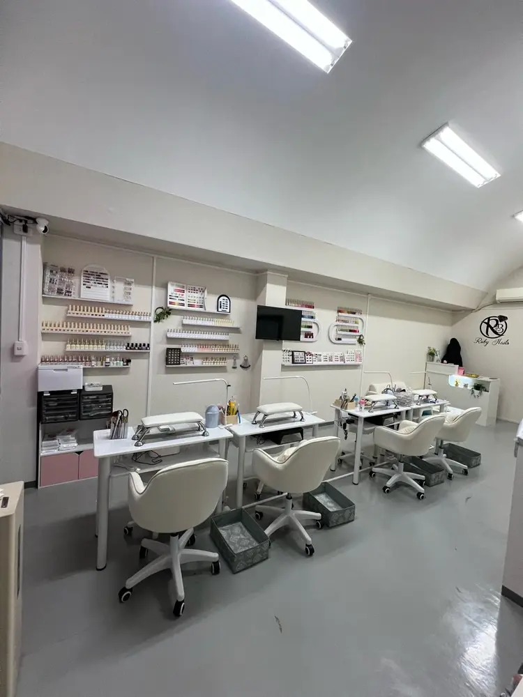 RUBY Nail Salon[霞ヶ関店]の内観・外観1