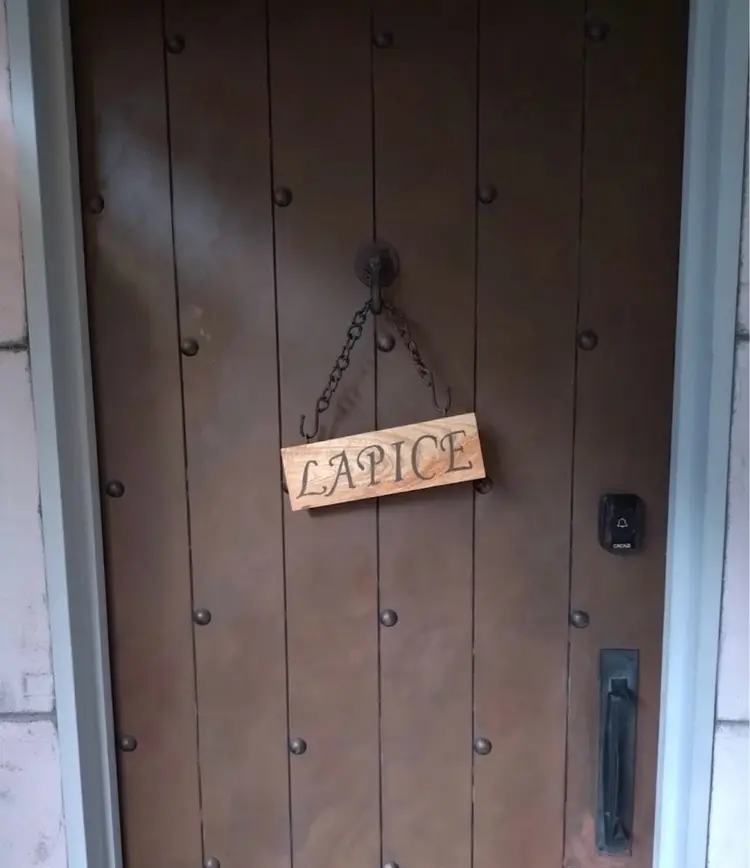 美髪専門店ラピセの内観・外観2