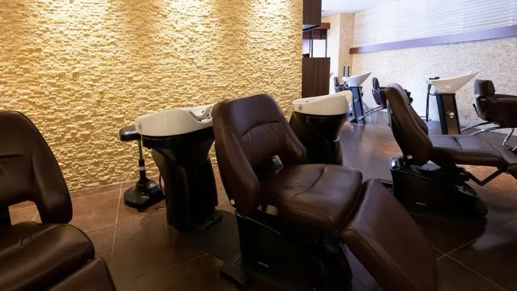 ヘアドゥ津田沼店の内観・外観3