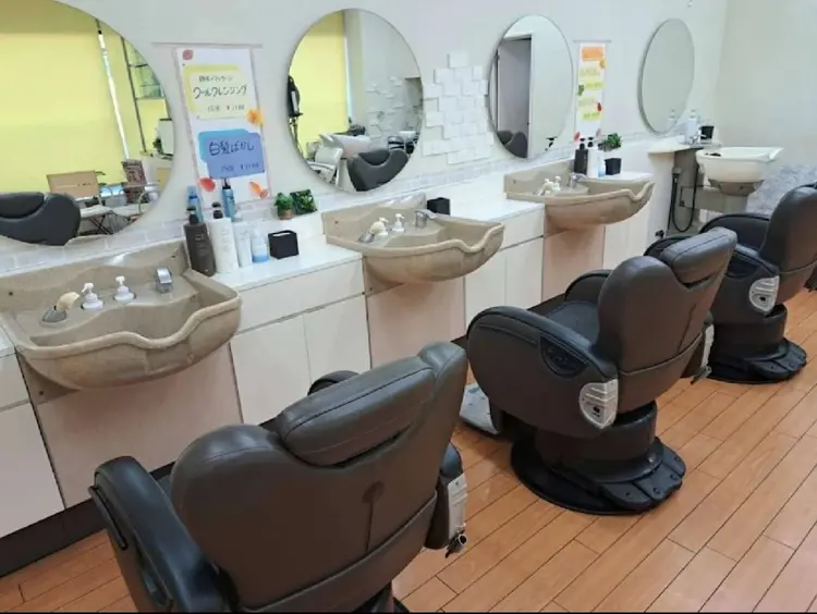 Hair Shop KIKUYAの内観・外観2