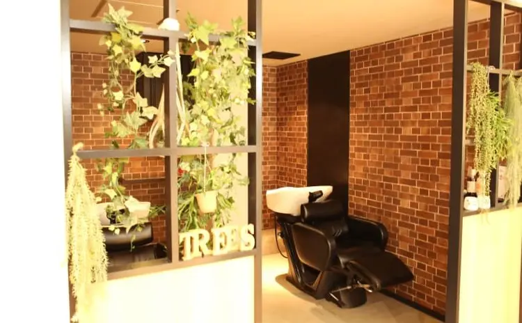 hair trees 溝の口店の内観・外観1