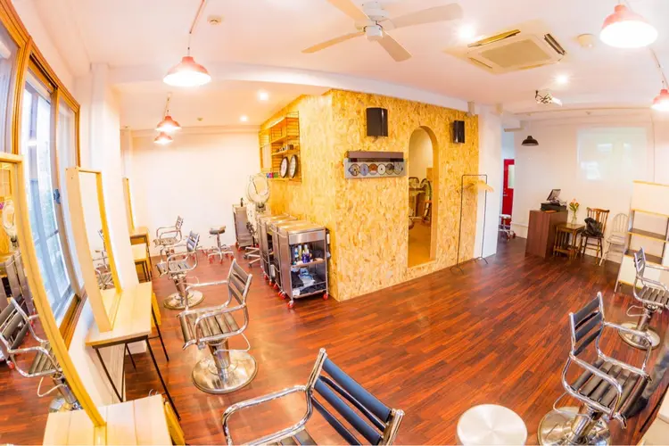 GIRLの内観・外観3