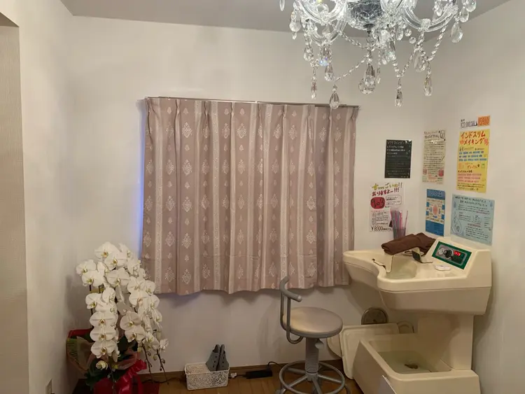 beauty space Glitterの内観・外観3