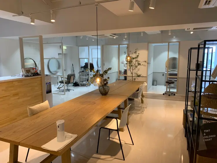 schon【シェーン】の内観・外観1