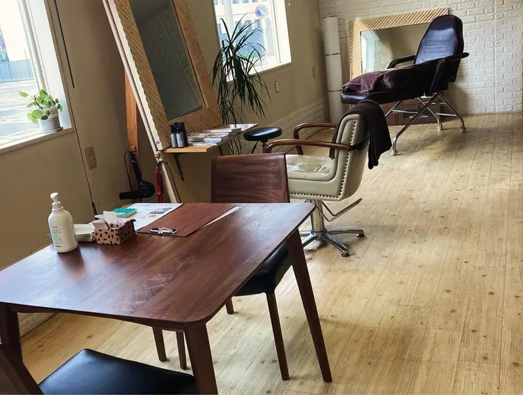 hair&spa Repleの内観・外観2