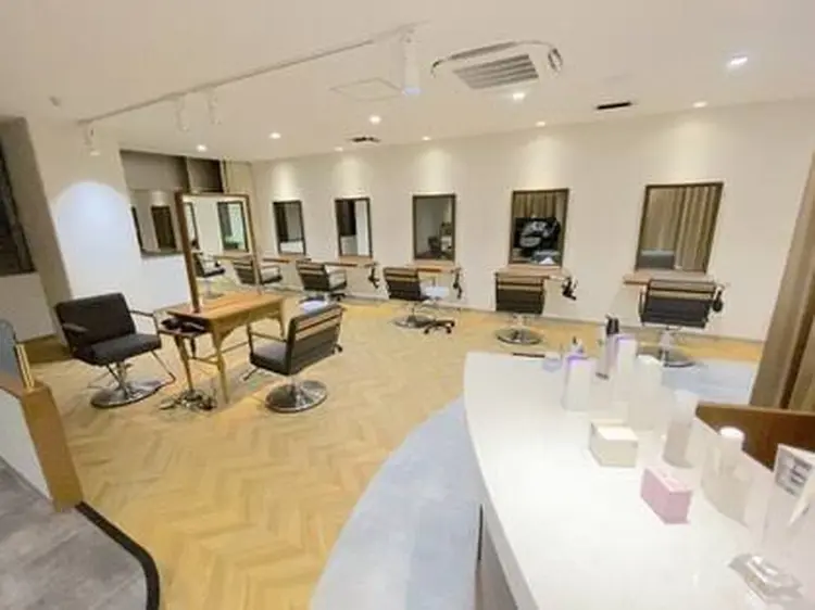 _WHITEの内観・外観1