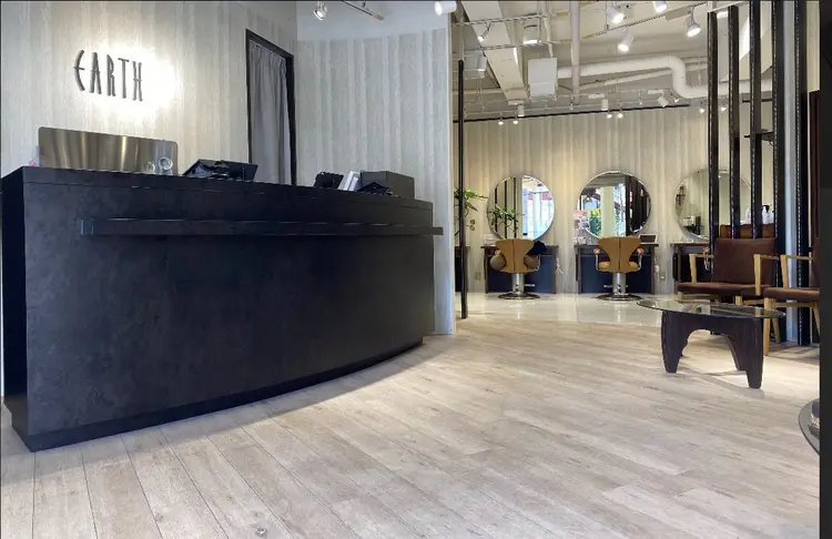 HAIR & MAKE EARTH 三ツ境店の内観・外観2