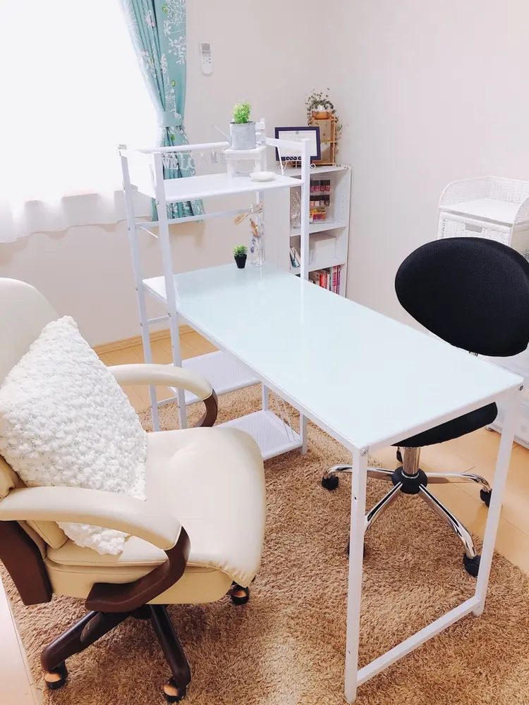 LUnailsの内観・外観1