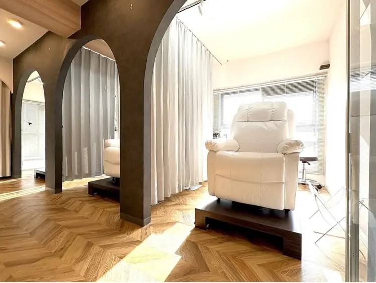 Refineの内観・外観2