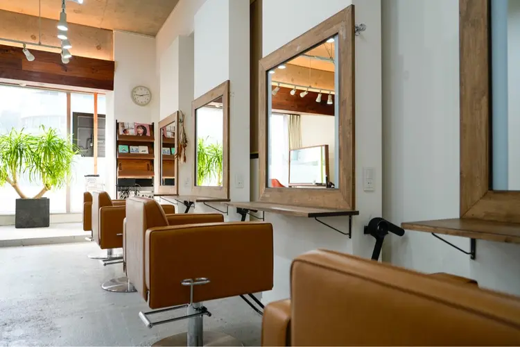 COMOREVI hair salonの内観・外観1