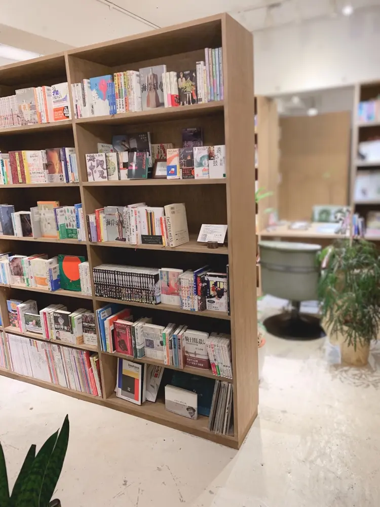 文学堂美容室retriの内観・外観2