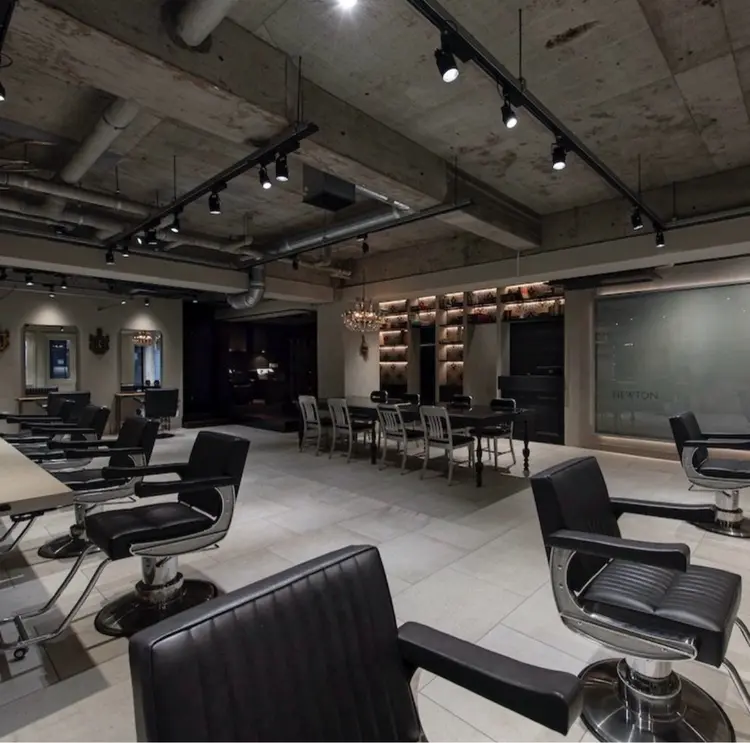 NEWTONの内観・外観1