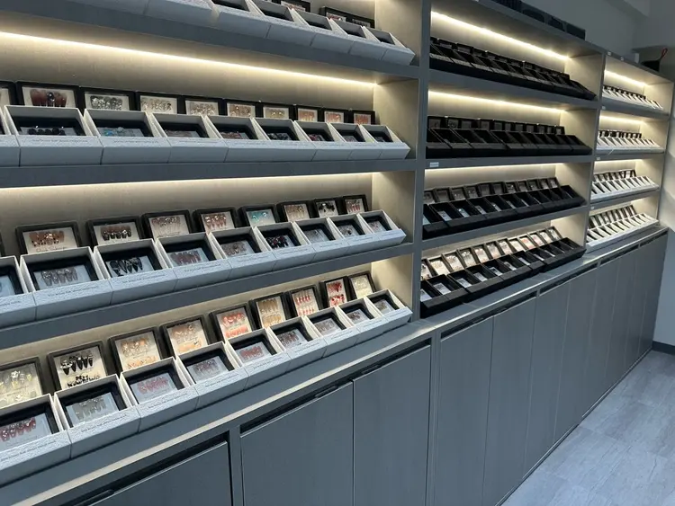 Quick Sukarupu 高田馬場店の内観・外観1