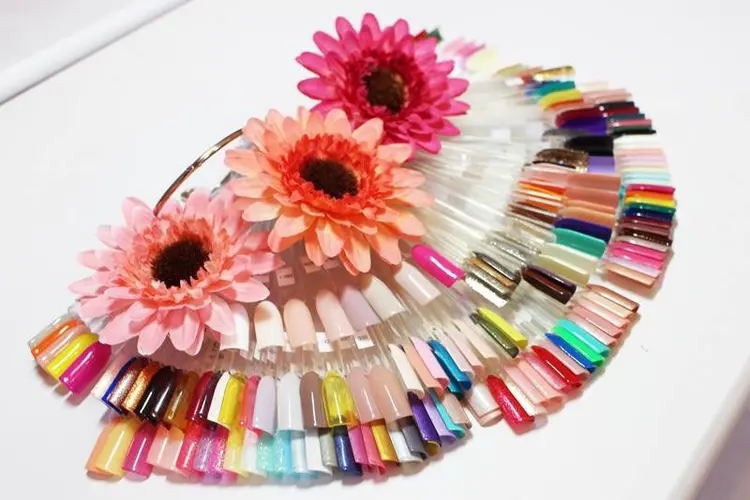 Nail salon&School ERIMARUの内観・外観2