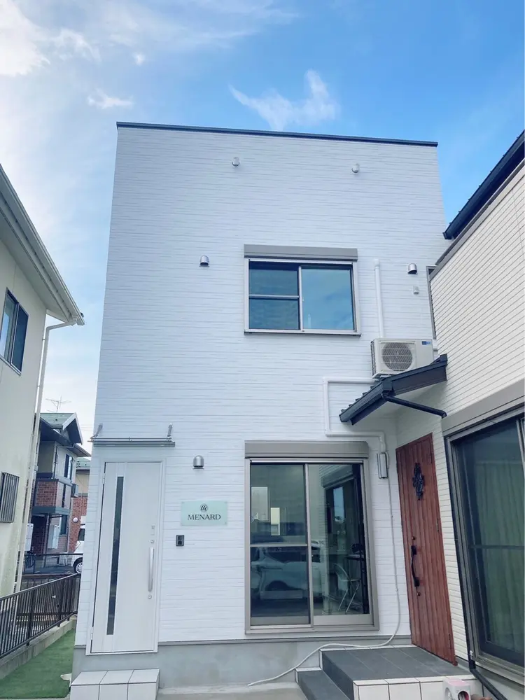 メナード 岐阜市柳津の内観・外観1