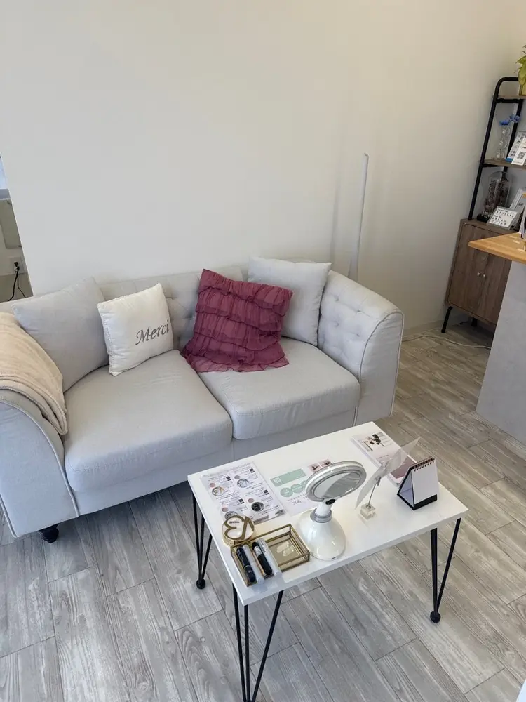 eyelashsalon Loveyの内観・外観1