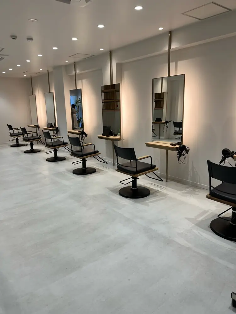 CYAN. 矢場町店の内観・外観2