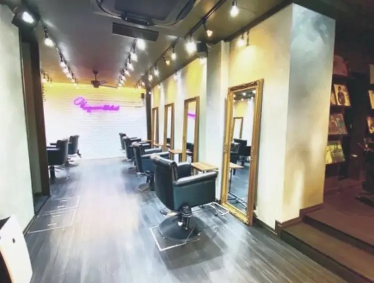 Hair Signatureの内観・外観1