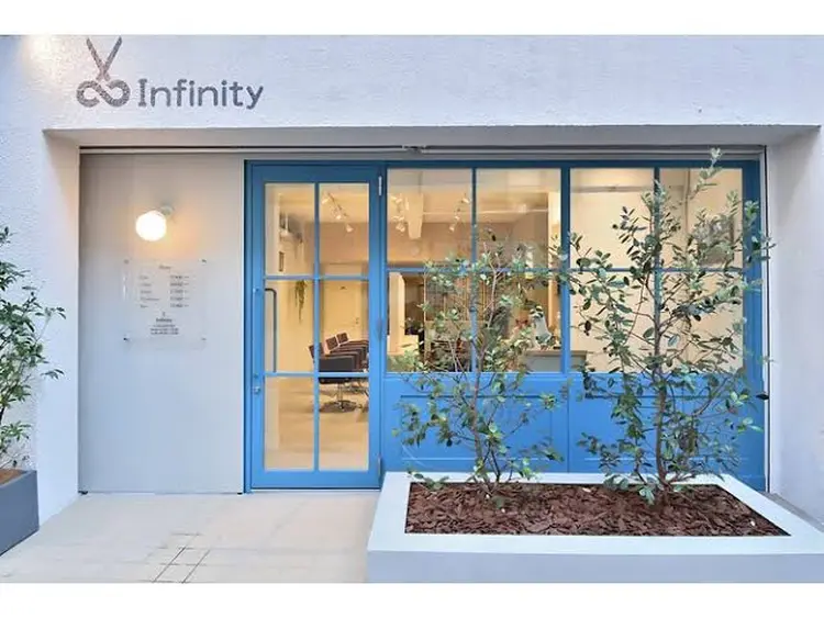 infinityの内観・外観1