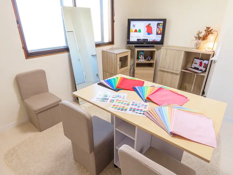 【パーソナルカラー診断】Yonesisの内観・外観1