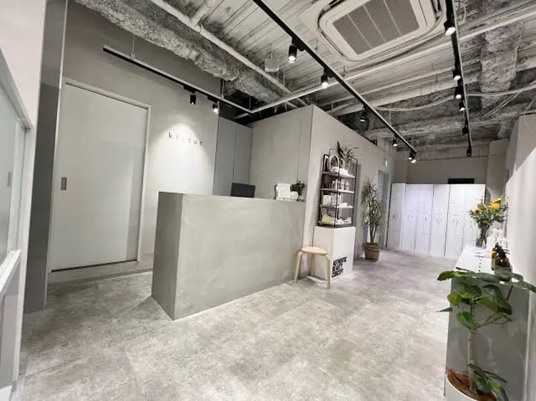 kiitos 西梅田の内観・外観2