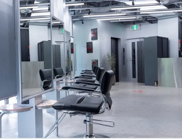 pele 梅田 annexの内観・外観2