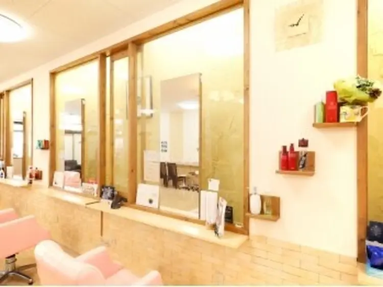 ヘアーサロンリューズの内観・外観3