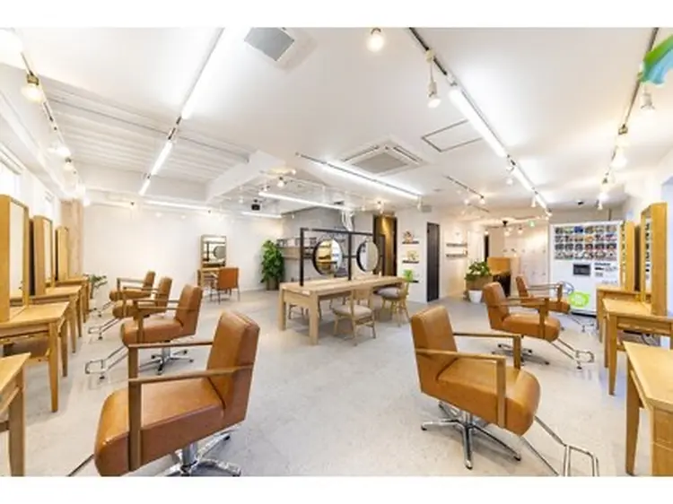 YOHA HAIR GARDENの内観・外観2