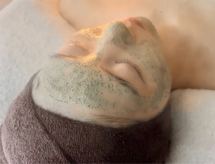 天使の艶肌 西新宿本店の内観・外観2