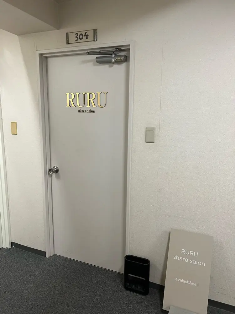 m.nailの内観・外観1