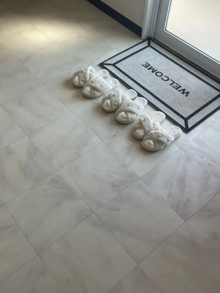 apisの内観・外観2