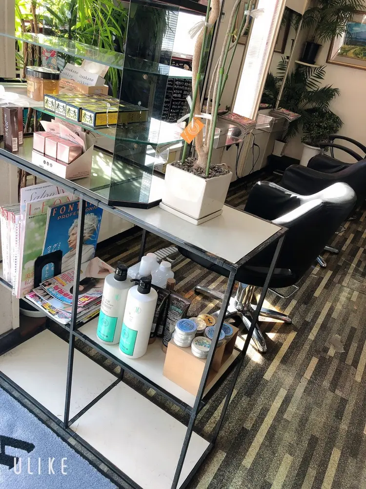 リュウ美容室の内観・外観1