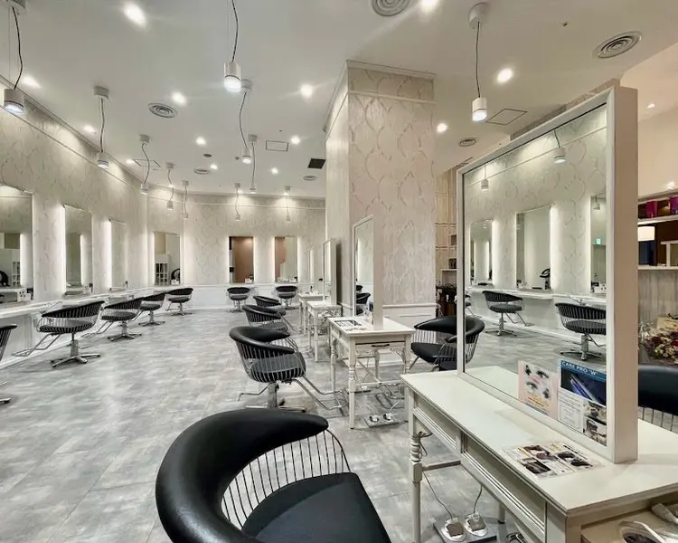 La Bless 大阪梅田の内観・外観2