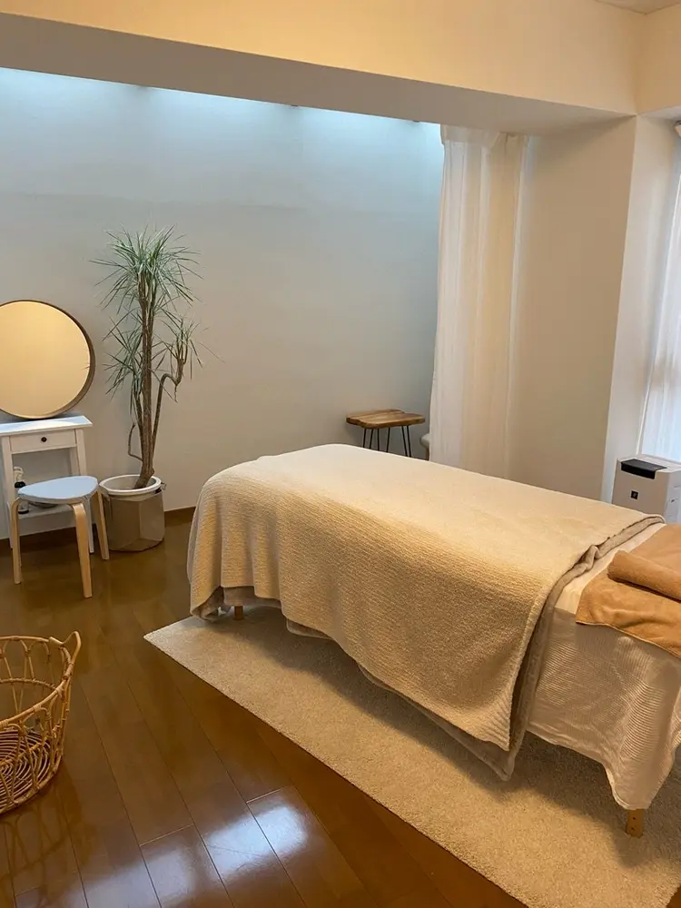 retreat salon 夏の庭の内観・外観1