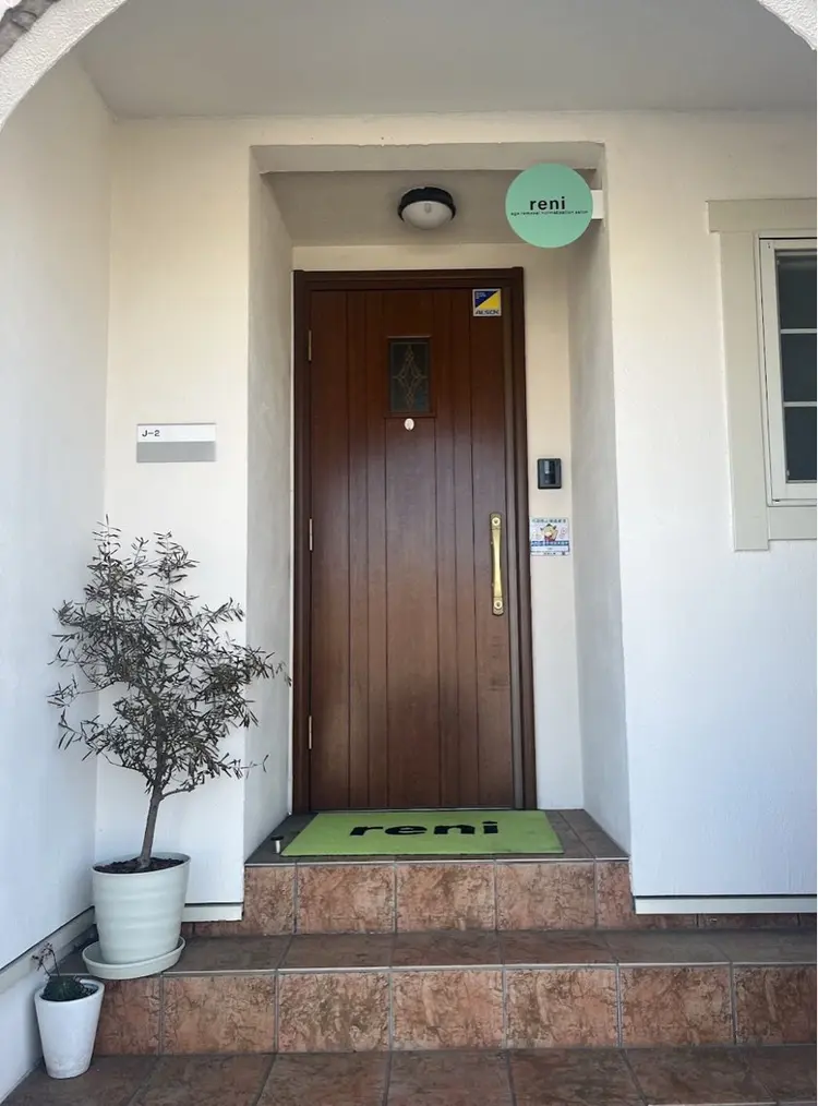 reniの内観・外観1