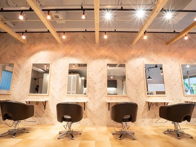 セシルヘアーの内観・外観1