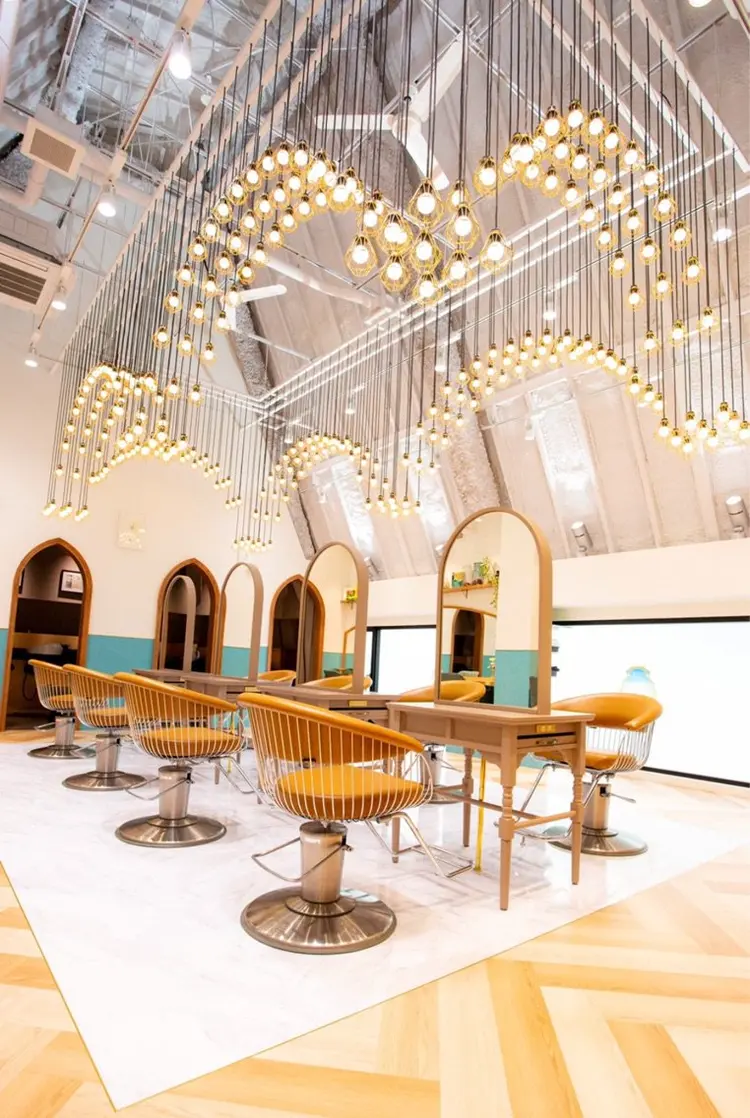 Lond legliseの内観・外観1