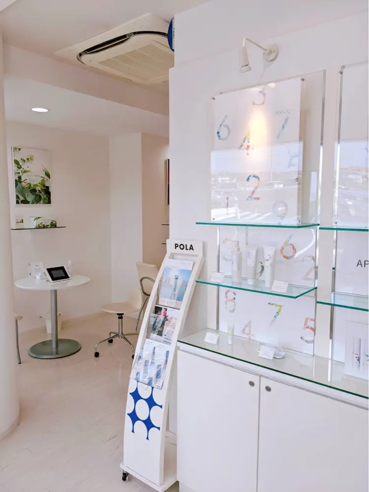 POLA  志段味店の内観・外観1