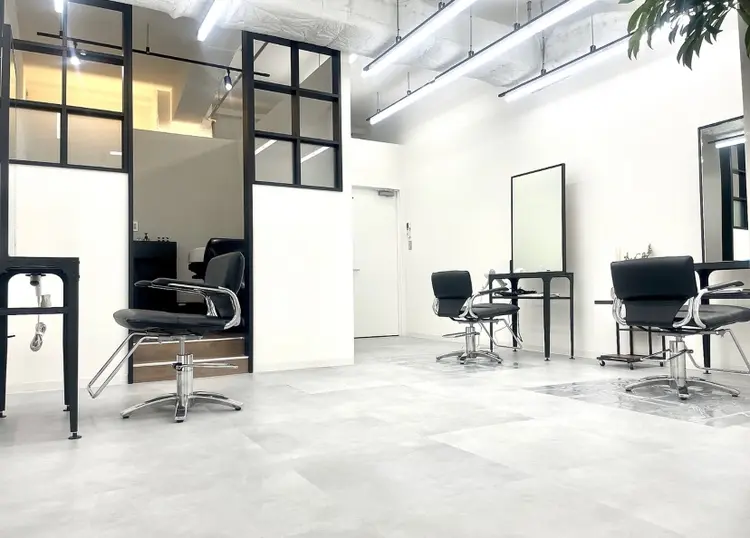 anliの内観・外観2