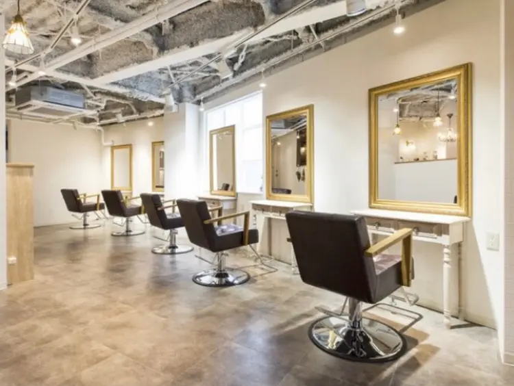 TRENCH 自由が丘の内観・外観1