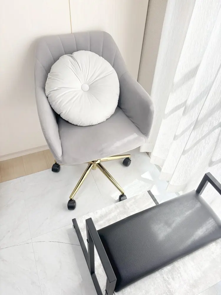 YM nailの内観・外観3