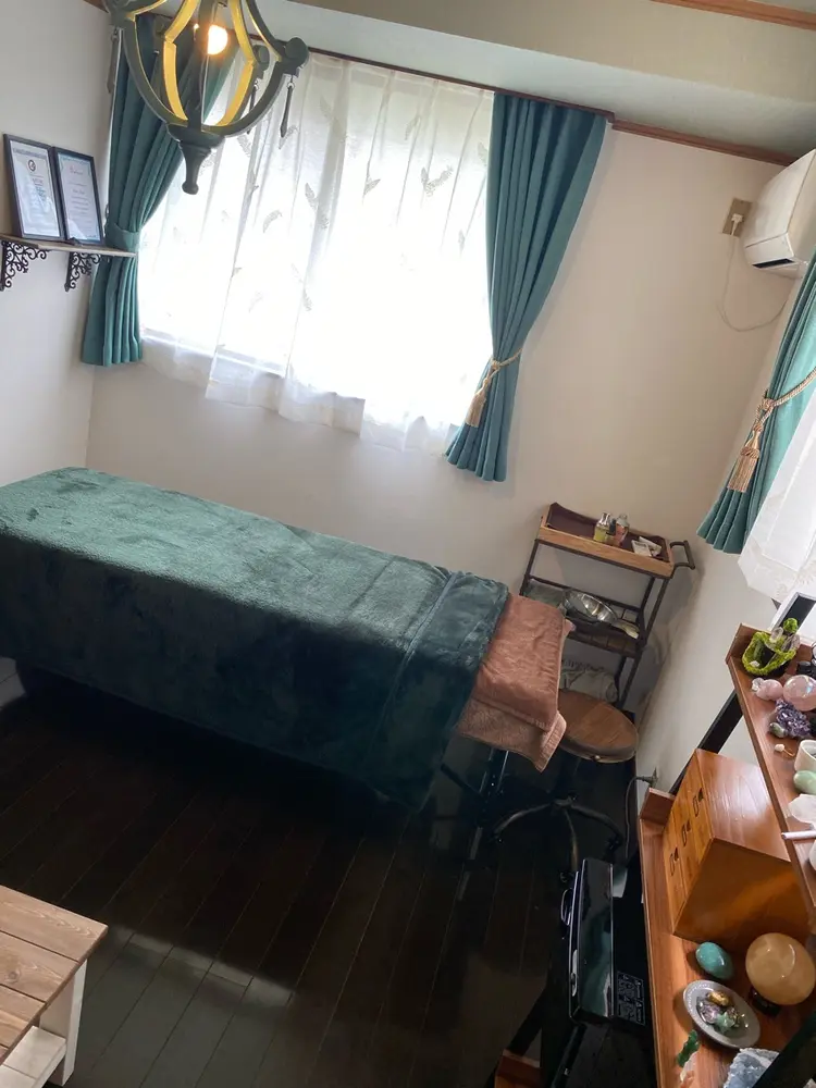 ヒーリングエステサロンALCHEMIST.の内観・外観2