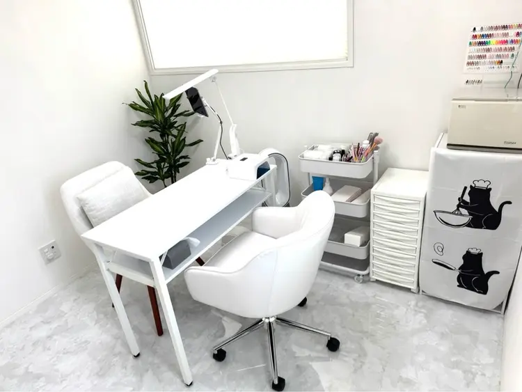 ネイルサロンラスクの内観・外観2