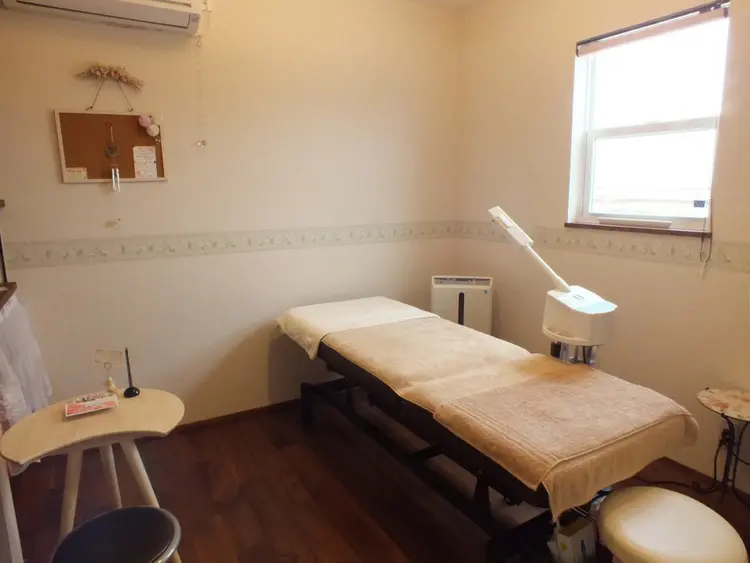 Estheticsalon AMORの内観・外観1