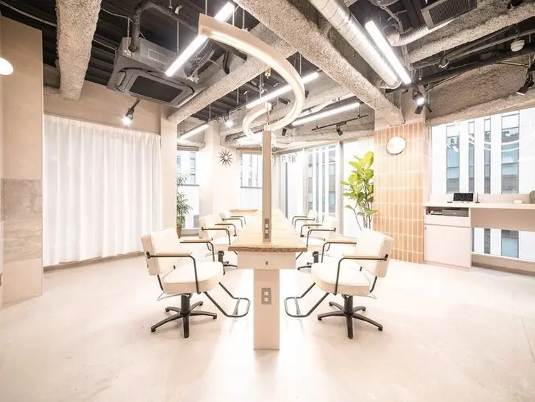 CLUTCH bio博多駅前の内観・外観1