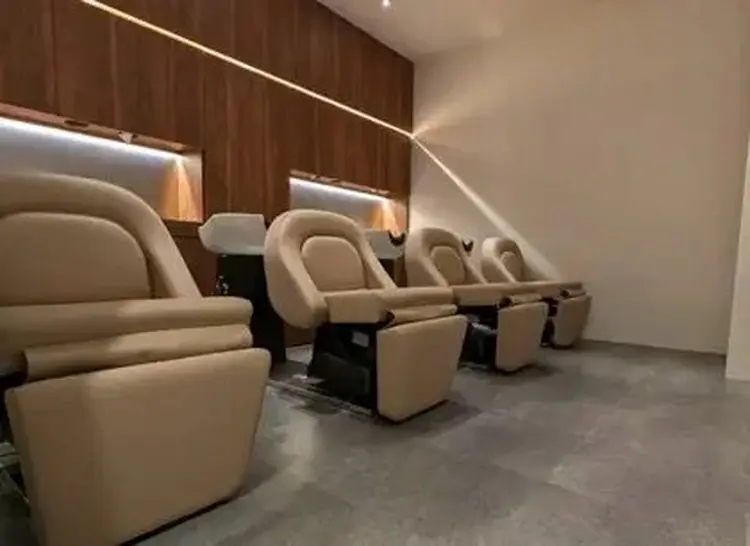 SALOWIN 京都河原町店の内観・外観3