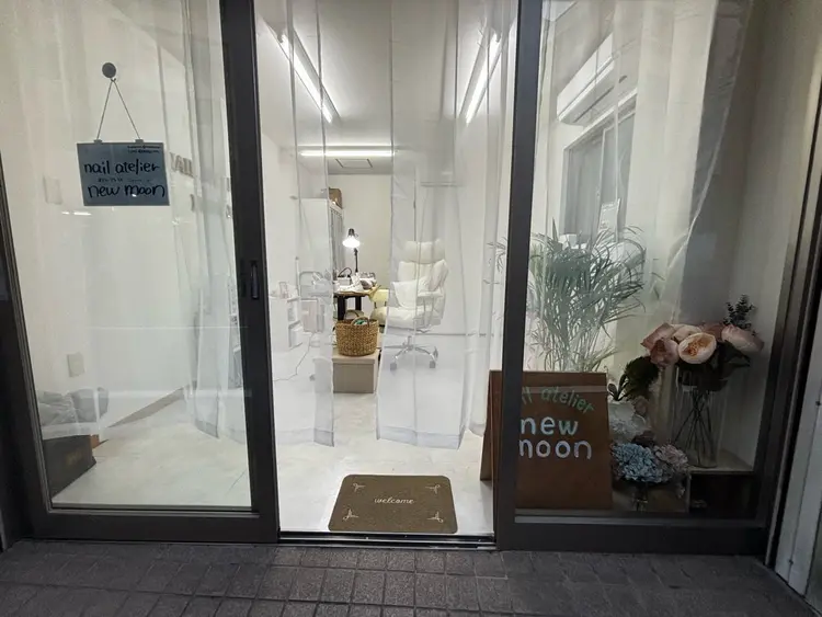 nail atelier  new moonの内観・外観1